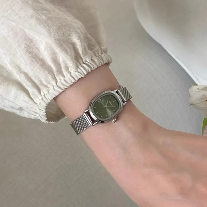 Pequeno mostrador oval relógio - Luxury Watch Straps avaliação e preço