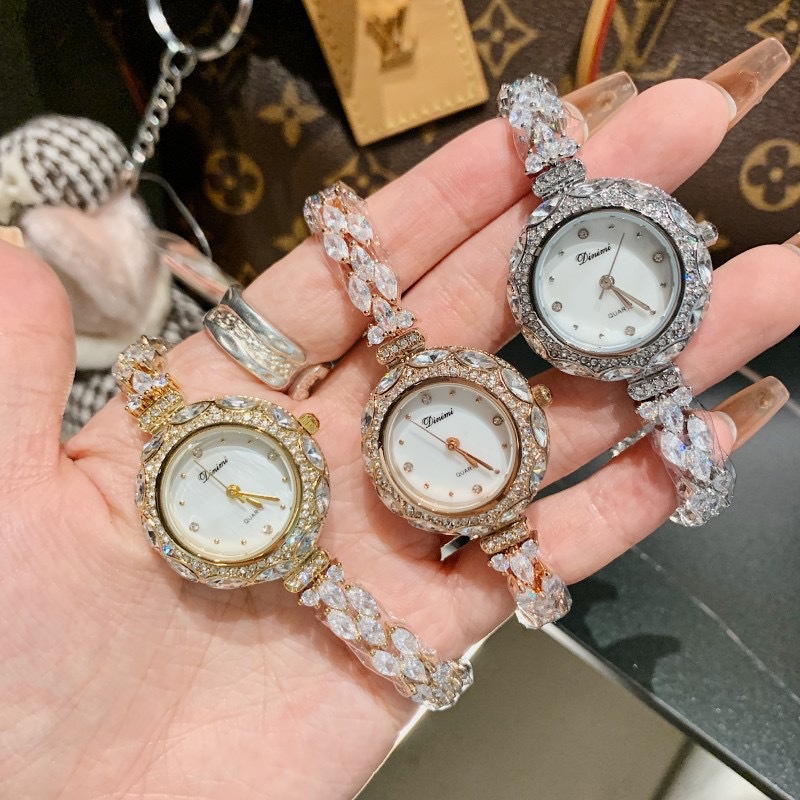 Relógio de pulseira feminino d - Luxury Watch Value avaliação e preço