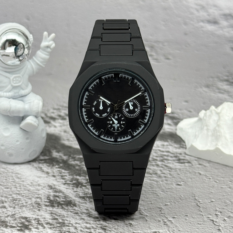 Relógio de Marca Famosa com Mo - Luxury Watch Magazine avaliação e preço